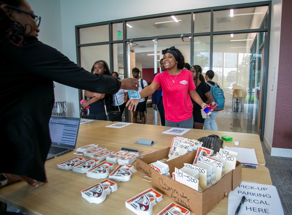 Students purchasing Parking Pass