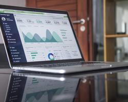 Analytics on laptop