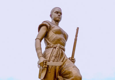 Statue of a female African warrior